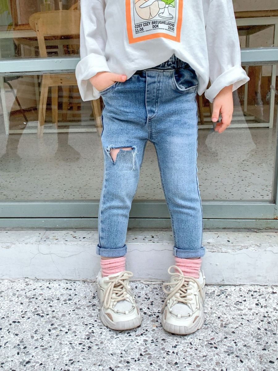 Wholesale Fashion Little Girls Blue Ripped Jeans 200307