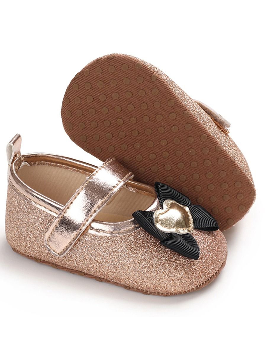 Wholesale Heart Sparkle Princess Crib Shoes 200324540