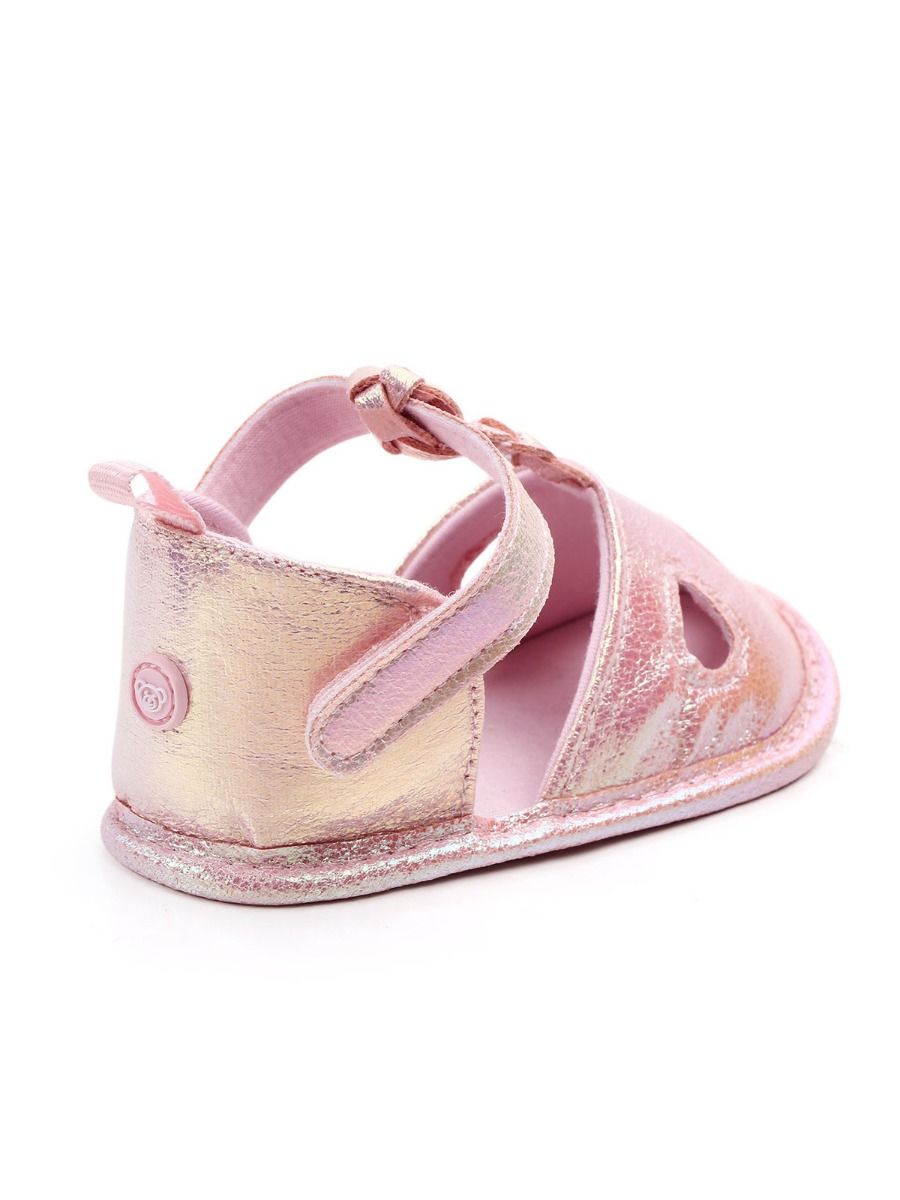 Wholesale Cute Baby Girl Hollow Out Crib Sandals 200418