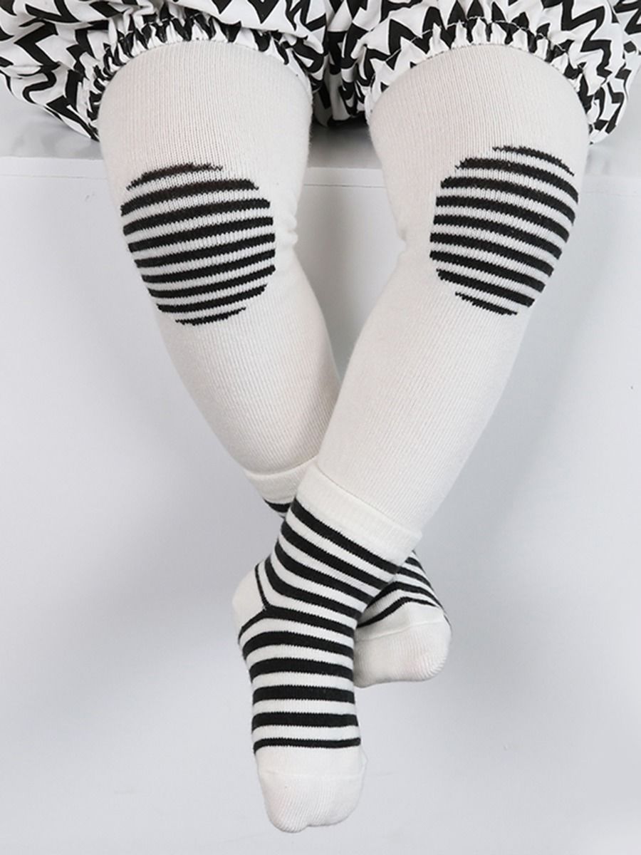 Wholesale Twopiece Toddler Girl Striped Pants and Sock
