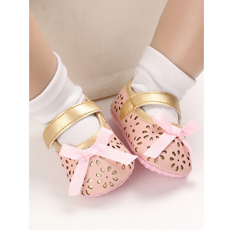 Wholesale Cute Carve Patterns Princess Crib Shoes 20031