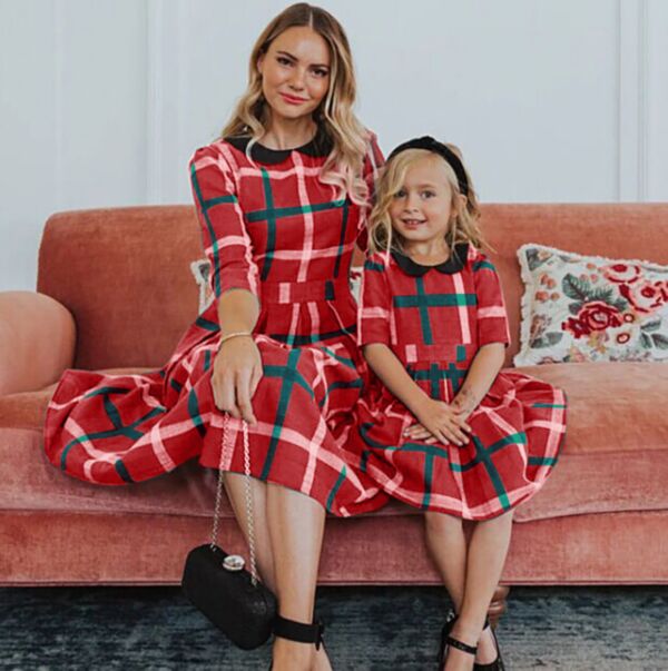 Parent-Child Wear Long-Sleeved Color-Coded Plaid Round Neck Dress Mommy And Me Wholesale Vendors KDV591447