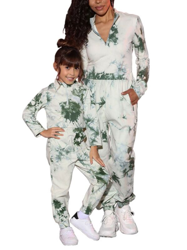 Family Matching Tracksuit Set Tie Dye Sports Tops And Pants Mommy And Me Boutique Wholesale 210804642